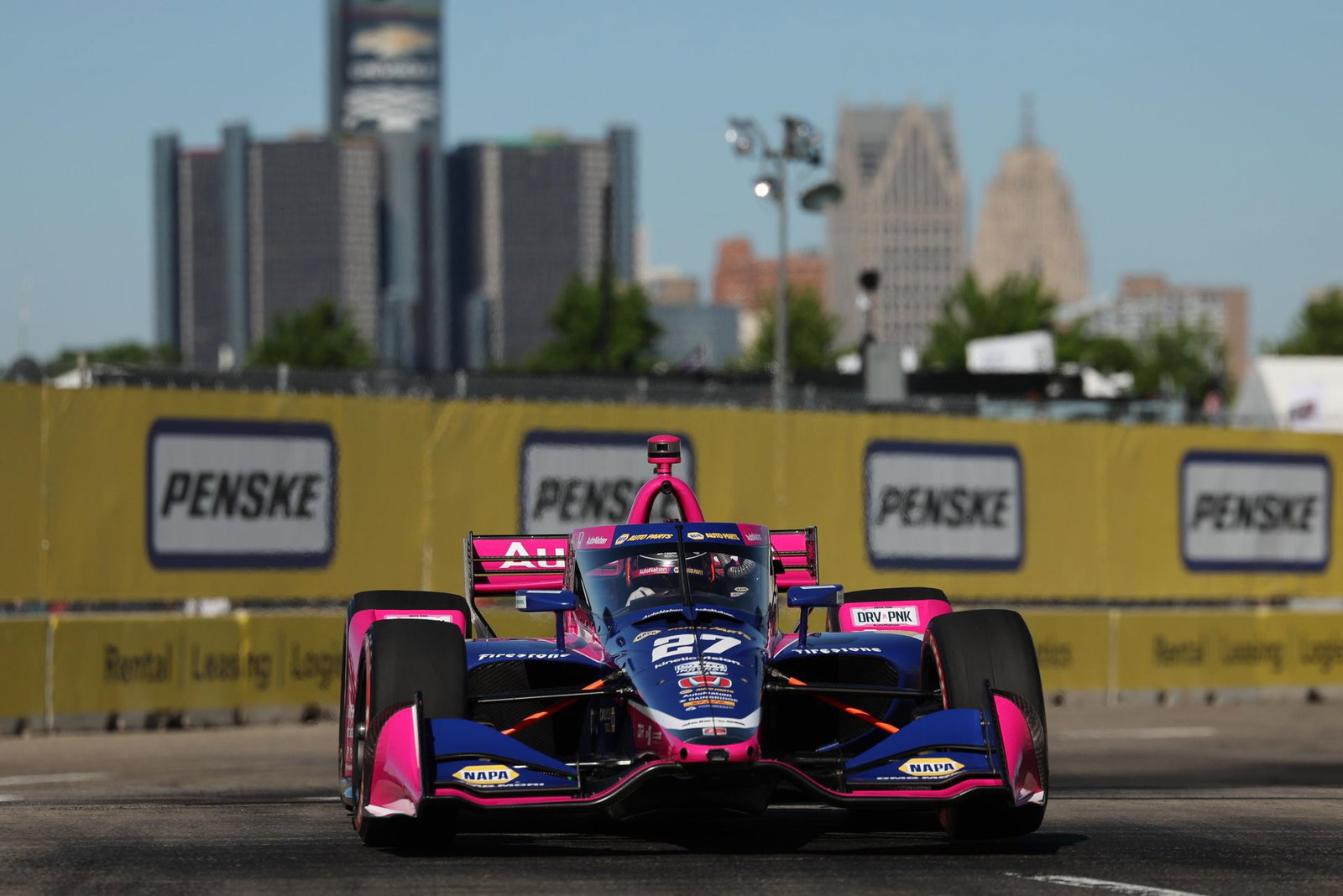 IndyCar: Newgarden Tempatkan Penske di Pole Position Detroit